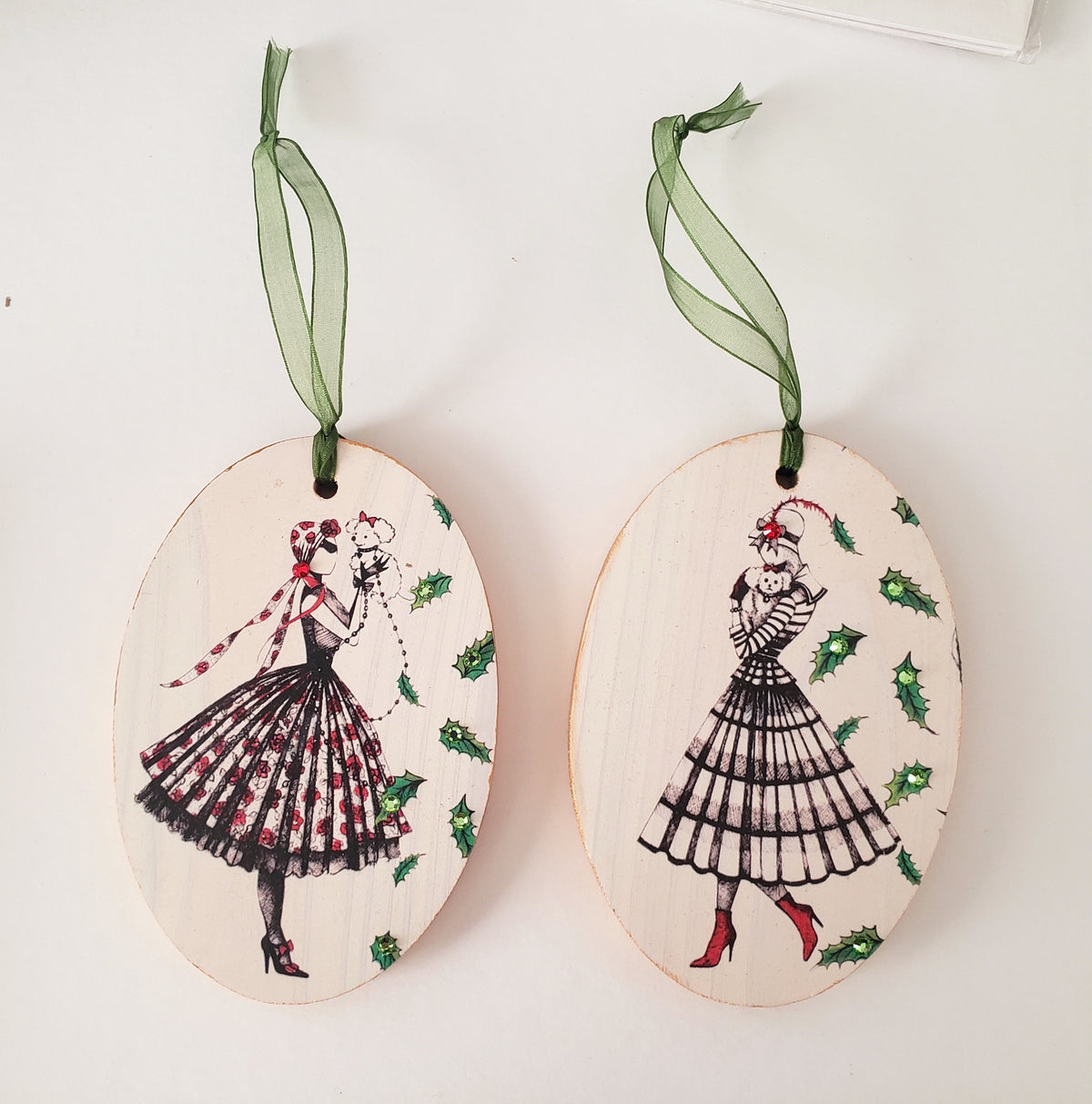 La Vie en Rose — MeowCleeva® Ornament