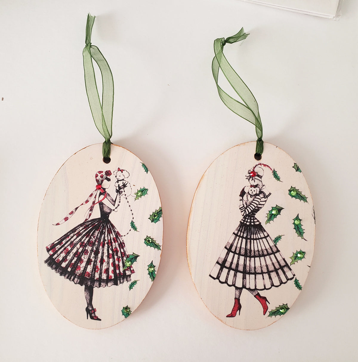 The Crimson Promenade — MeowCleeva® Ornament