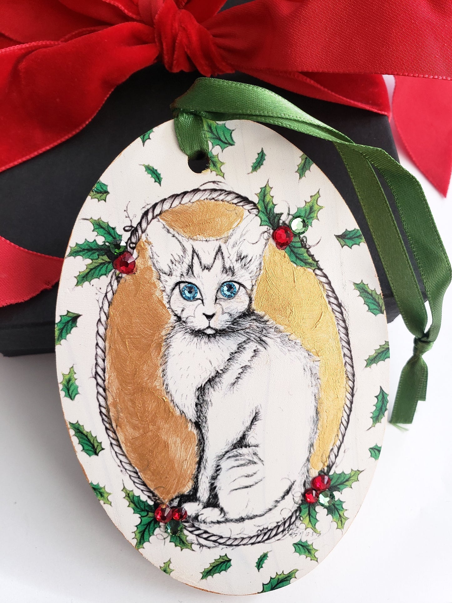 Siamese Dreams — MeowCleeva® Pet Wood Ornament